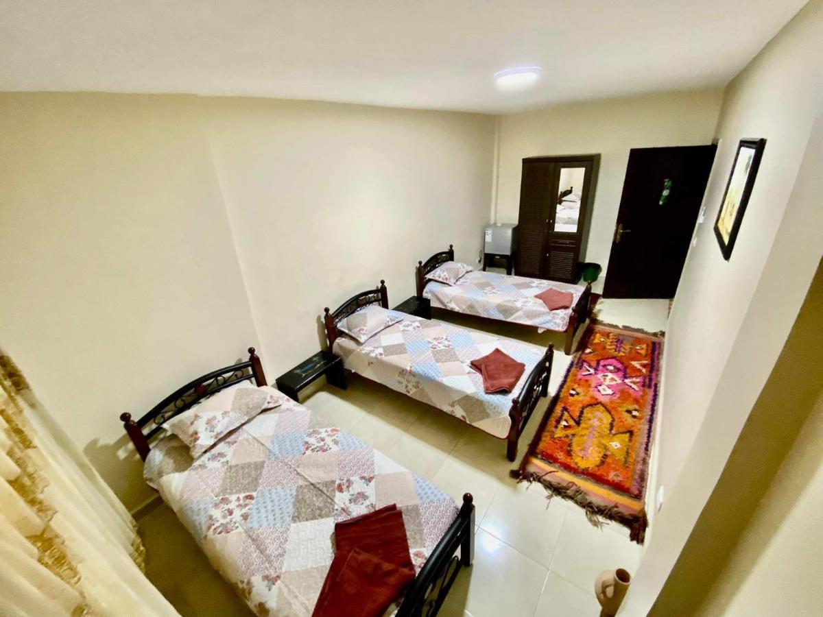 Petra View Flat Hotel Wadi Musa Exterior foto
