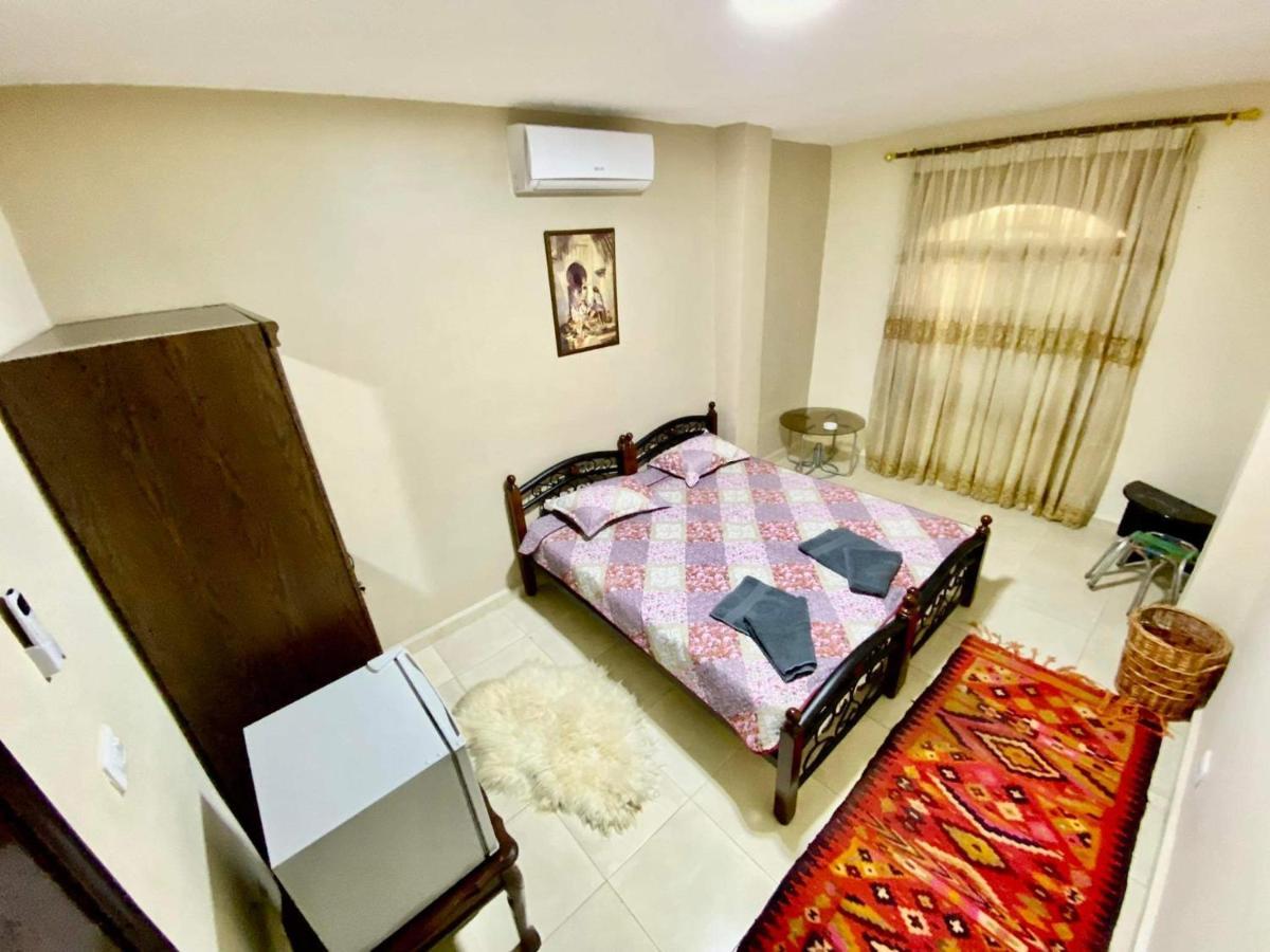 Petra View Flat Hotel Wadi Musa Exterior foto